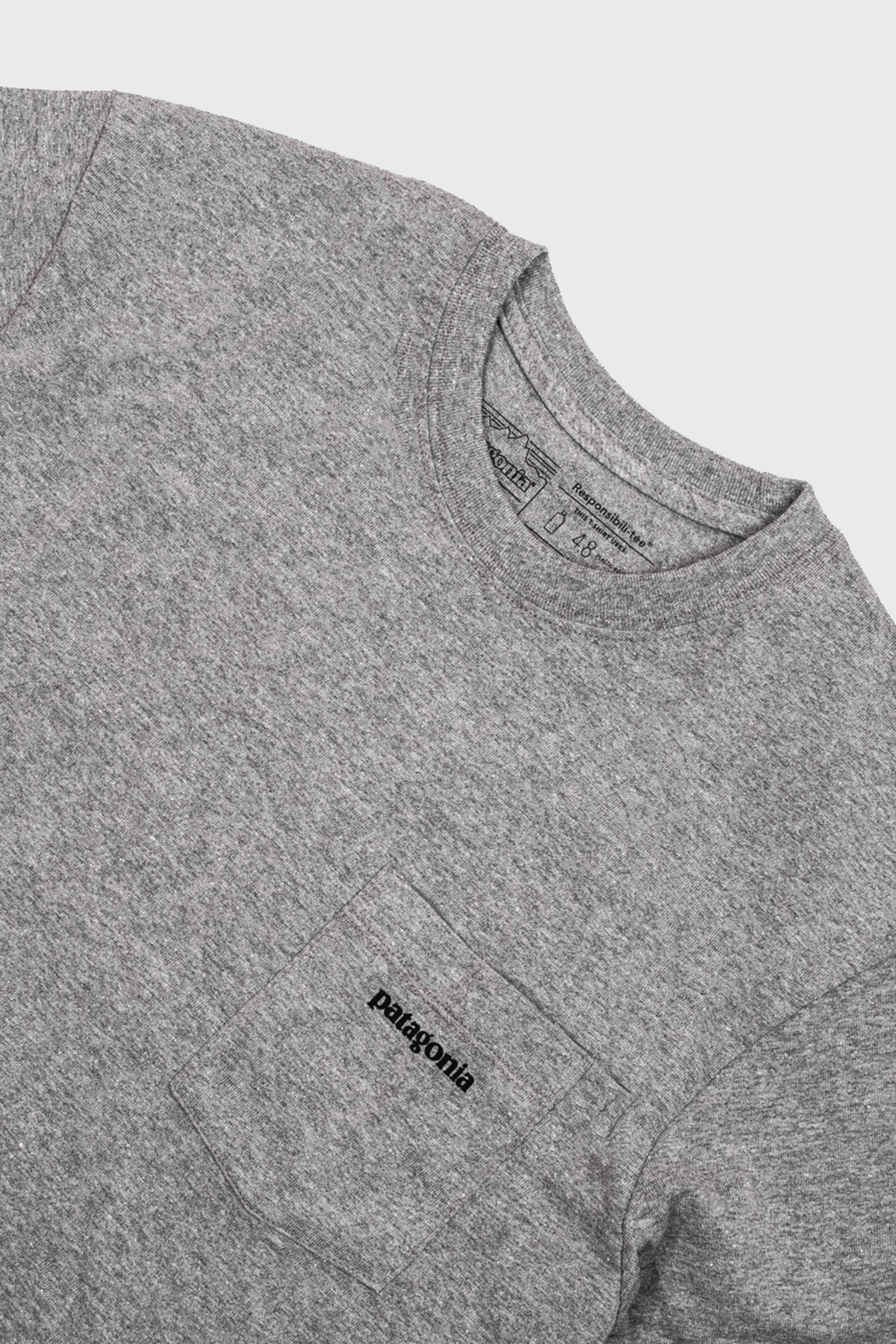patagonia - P-6 logo pocket Tee - GRAVEL HEATHER