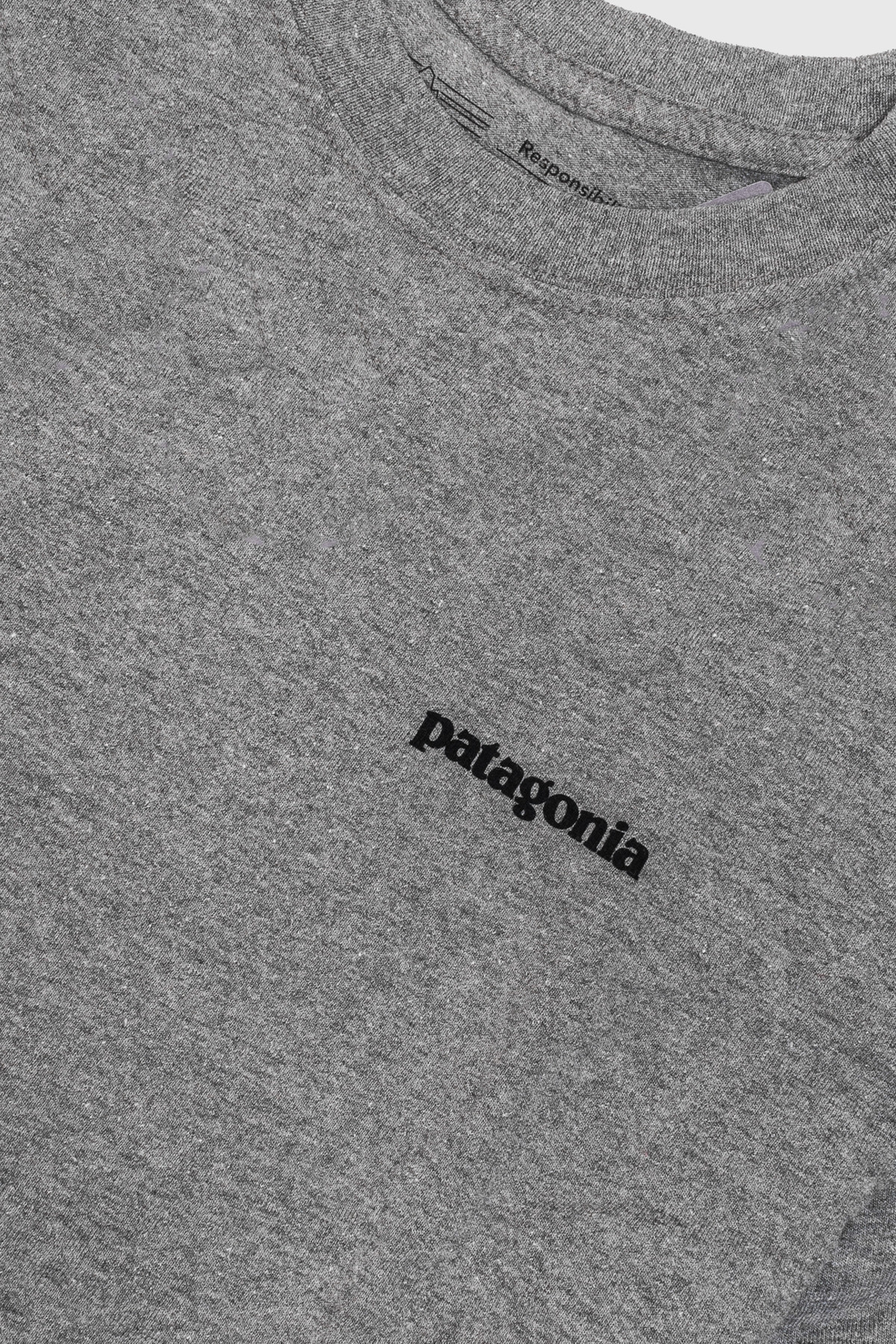 patagonia - P-6 logo Responsibili-Tee - Gravel Heather