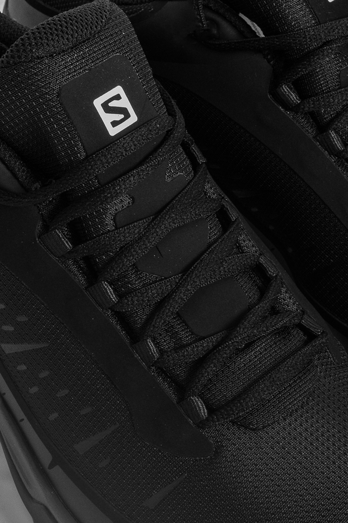 Salomon - shelter low ADV - black phantom
