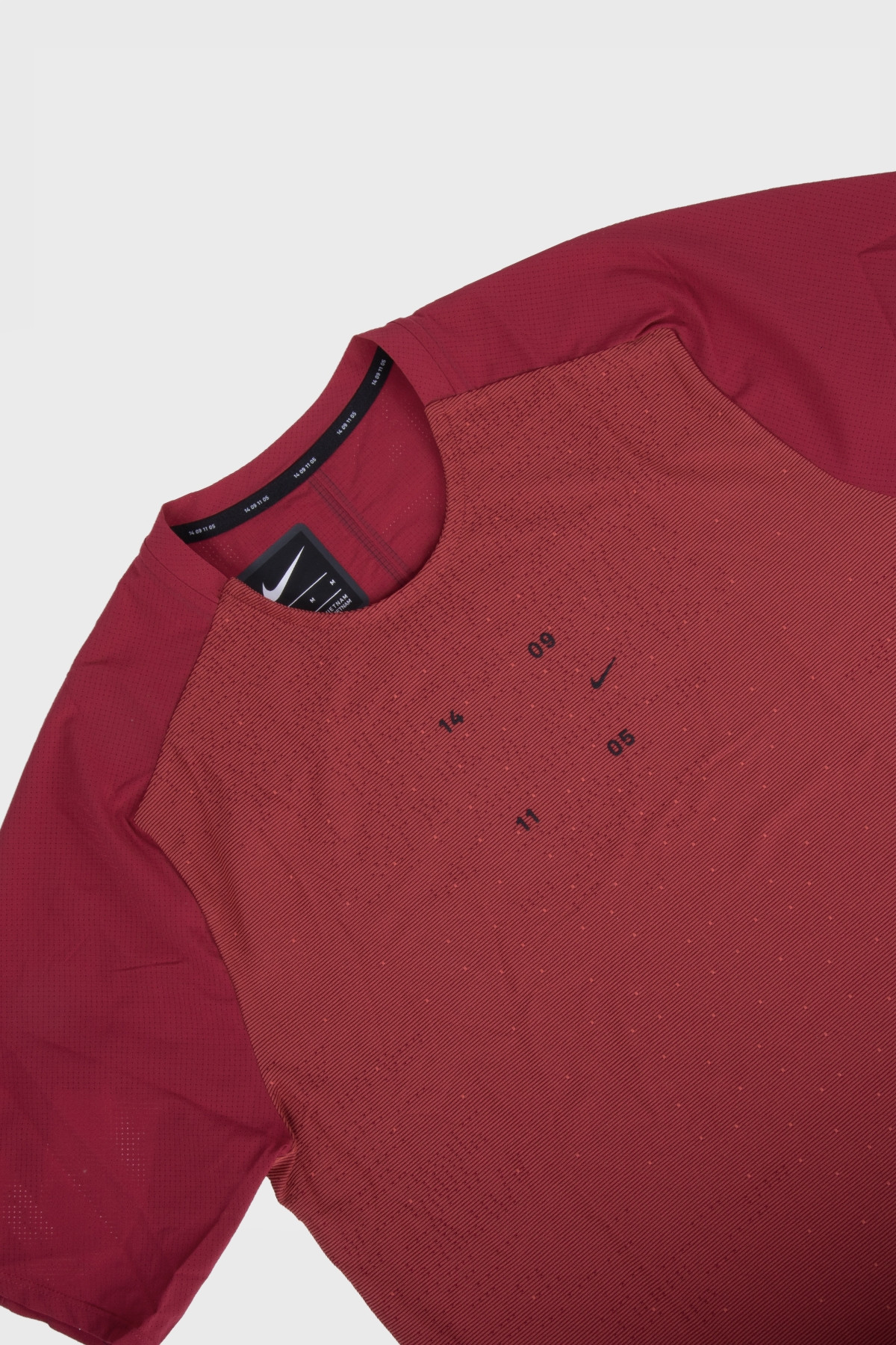 Nike - Tech Pack tee - red