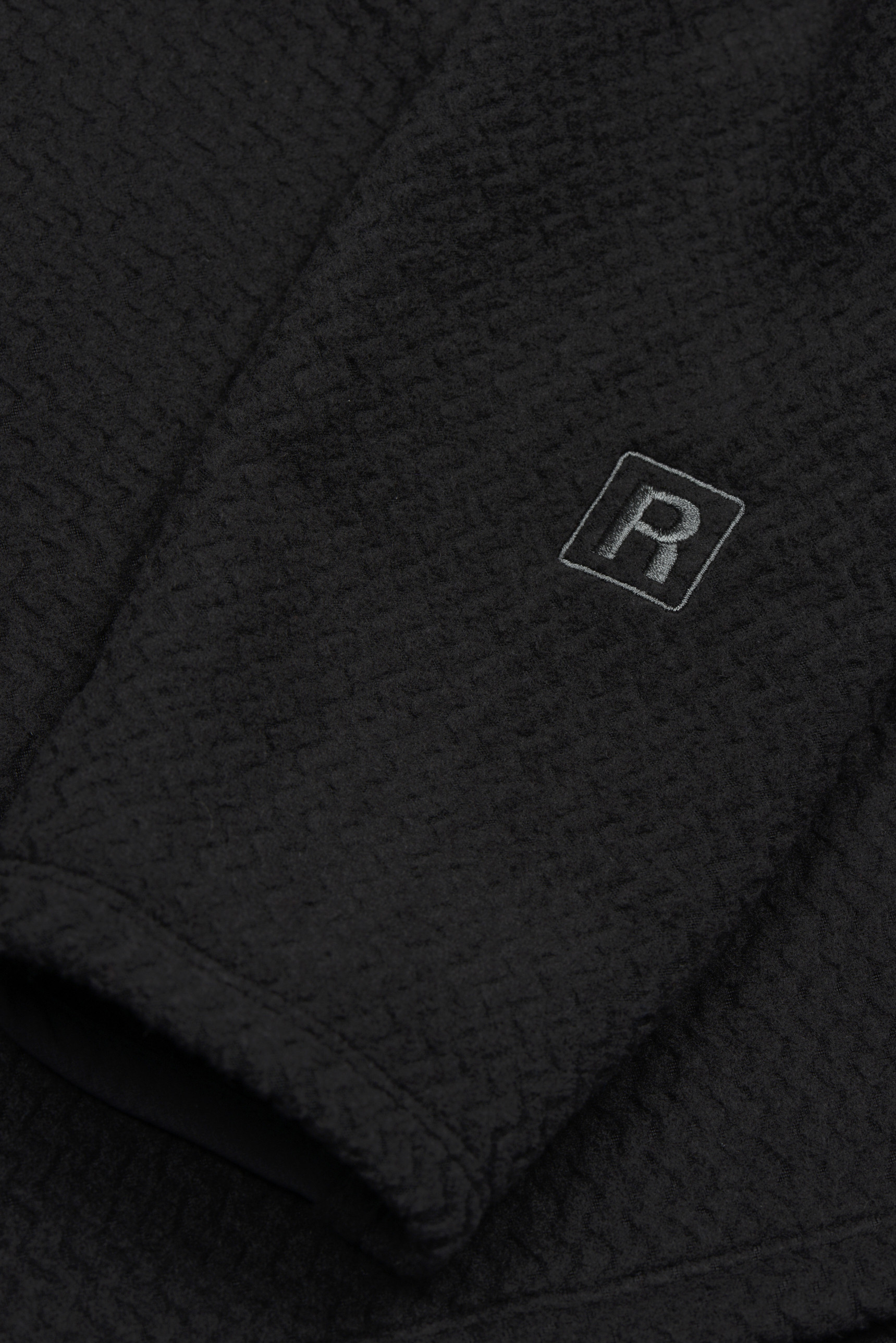 Patagonia - Men's R1 Air ZIP-Neck Fleece - Black