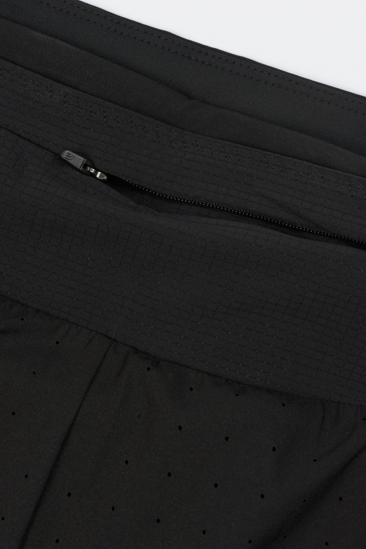 THE NORTH FACE - FLIGHT STRIDELIGHT SHORT - BLACK