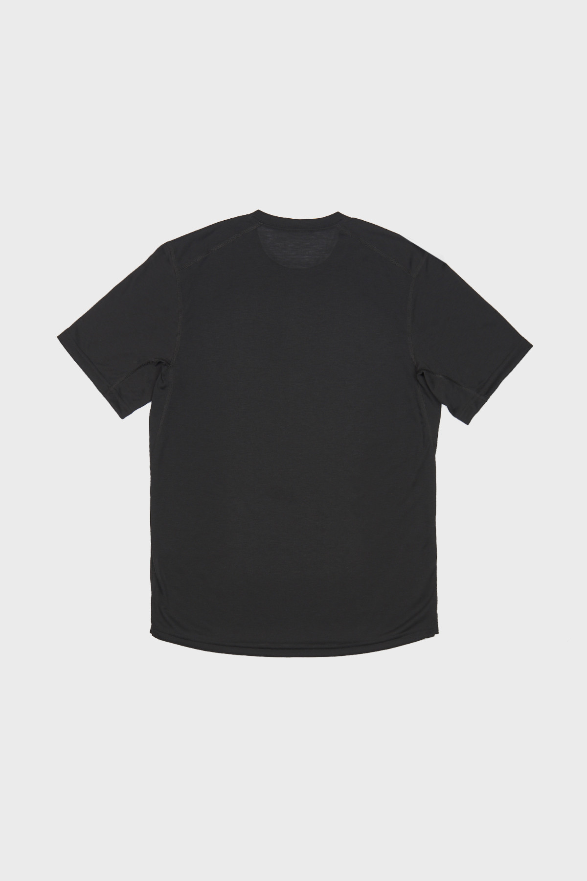 PATAGONIA - CAP COOL LIGHTWEIGHT SHIRT - BLACK