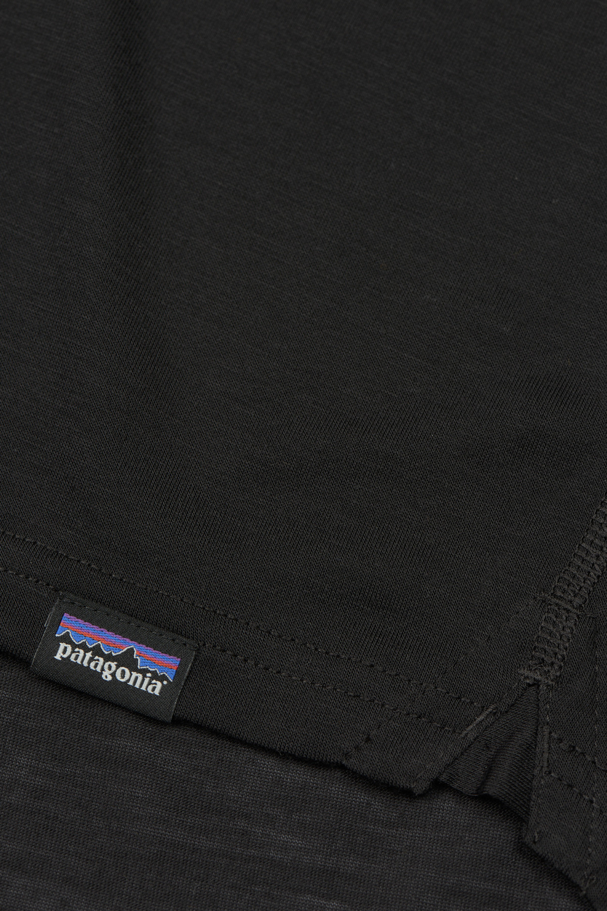 PATAGONIA - CAP COOL LIGHTWEIGHT SHIRT - BLACK