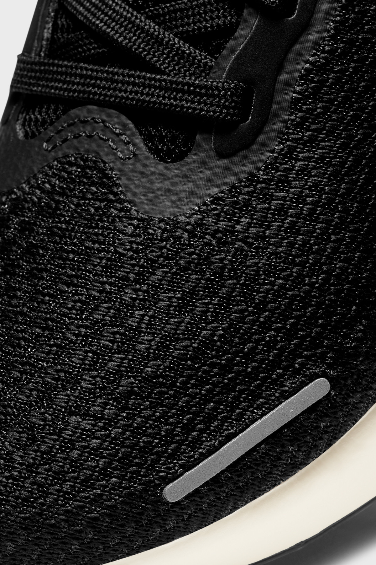 NIKE - Nike ZoomX Invincible Run Flyknit - BLACK WHITE