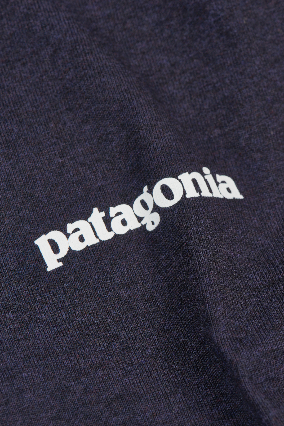 patagonia - P-6 logo Responsibili-Tee - Piton Purple