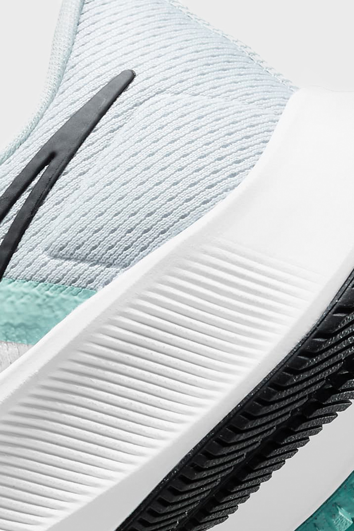 NIKE W - Air Zoom Pegasus 38 - WHITE AURORE GREEN