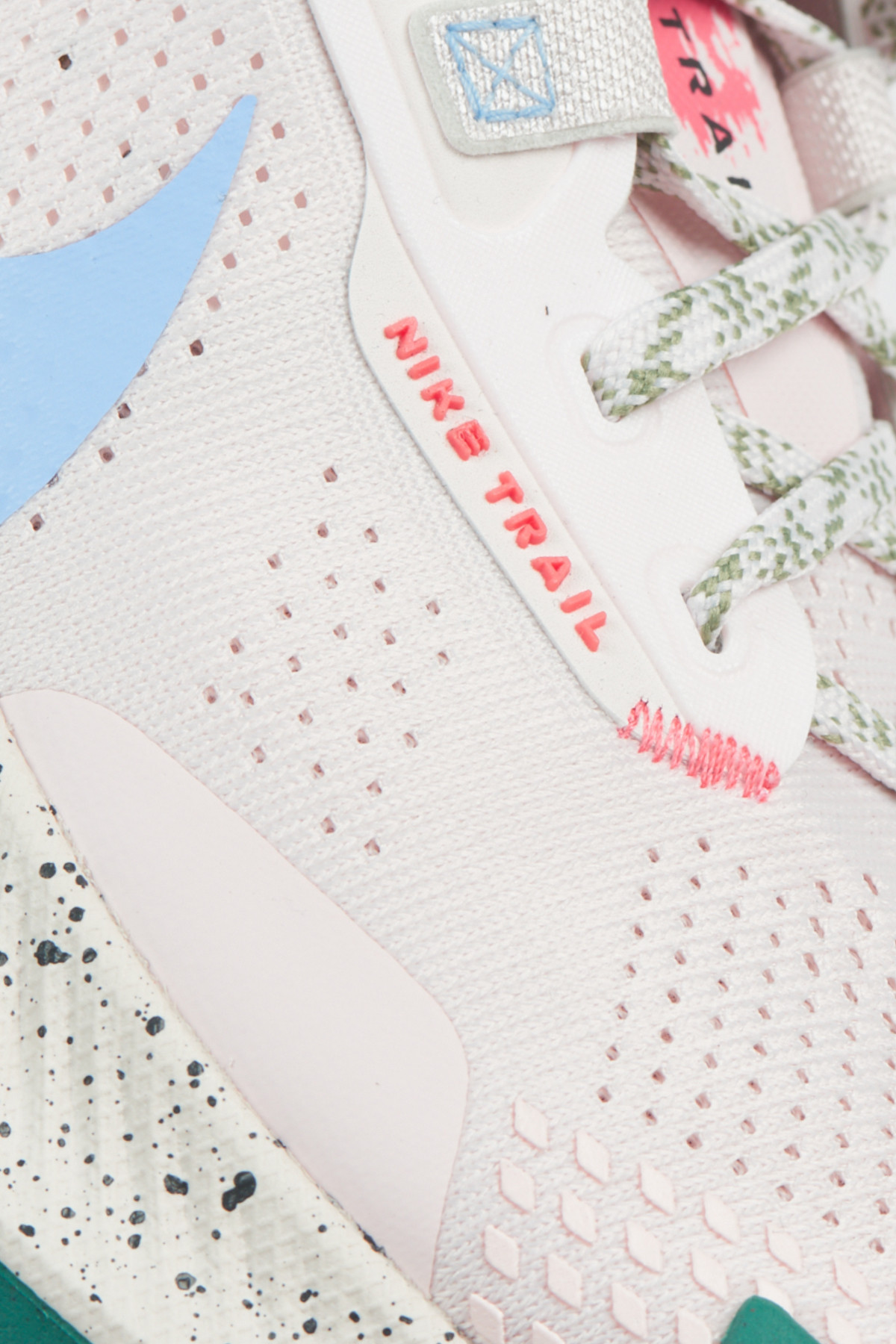 Nike TRAIL W - Pegasus Trail 3 - LIGHT SOFT PINK ALUMINIUM
