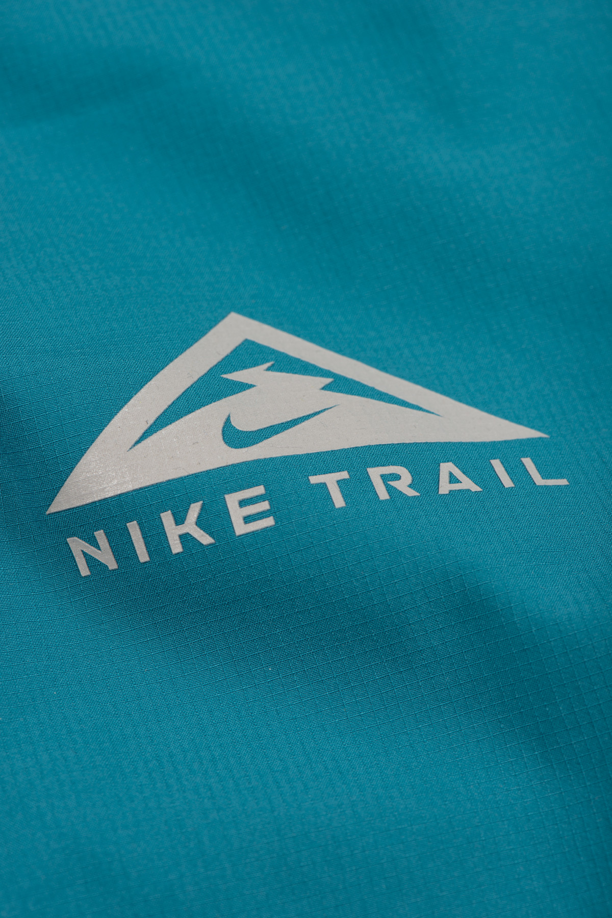 NIKE TRAIL - NIKE DRI FIT RISE 365 TEE - HASTA