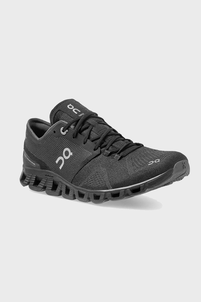 On W - Cloud X - Black Asphalt