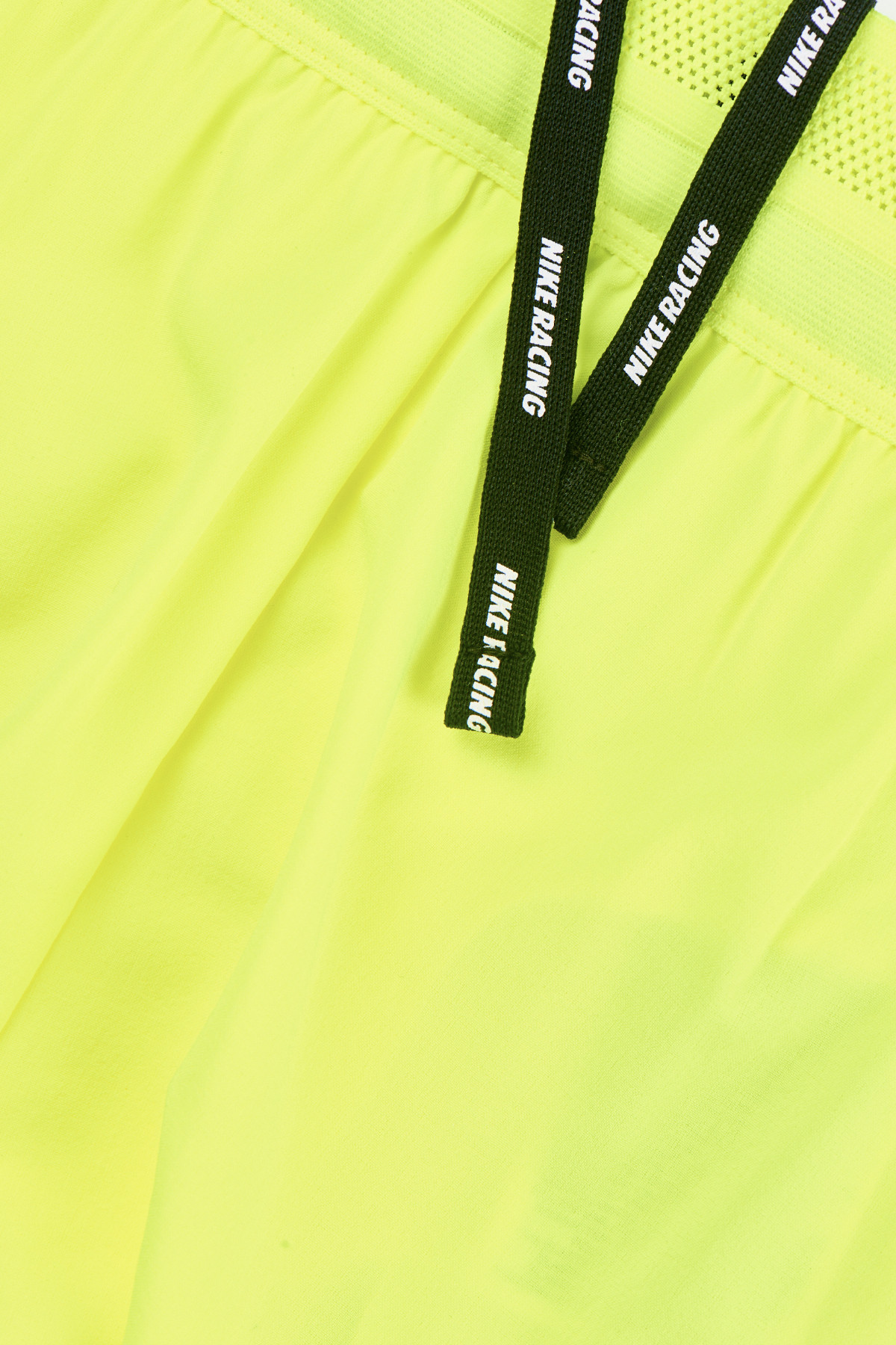 NIKE W - AEROSWIFT SHORTS - volt