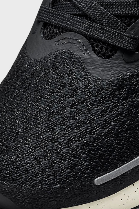 NIKE - Nike ZoomX Invincible Run Flyknit - BLACK METALIC GOLD