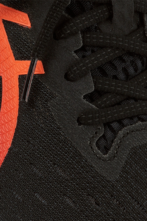 ASICS - NOVABLAST 2 - BLACK FIERY RED