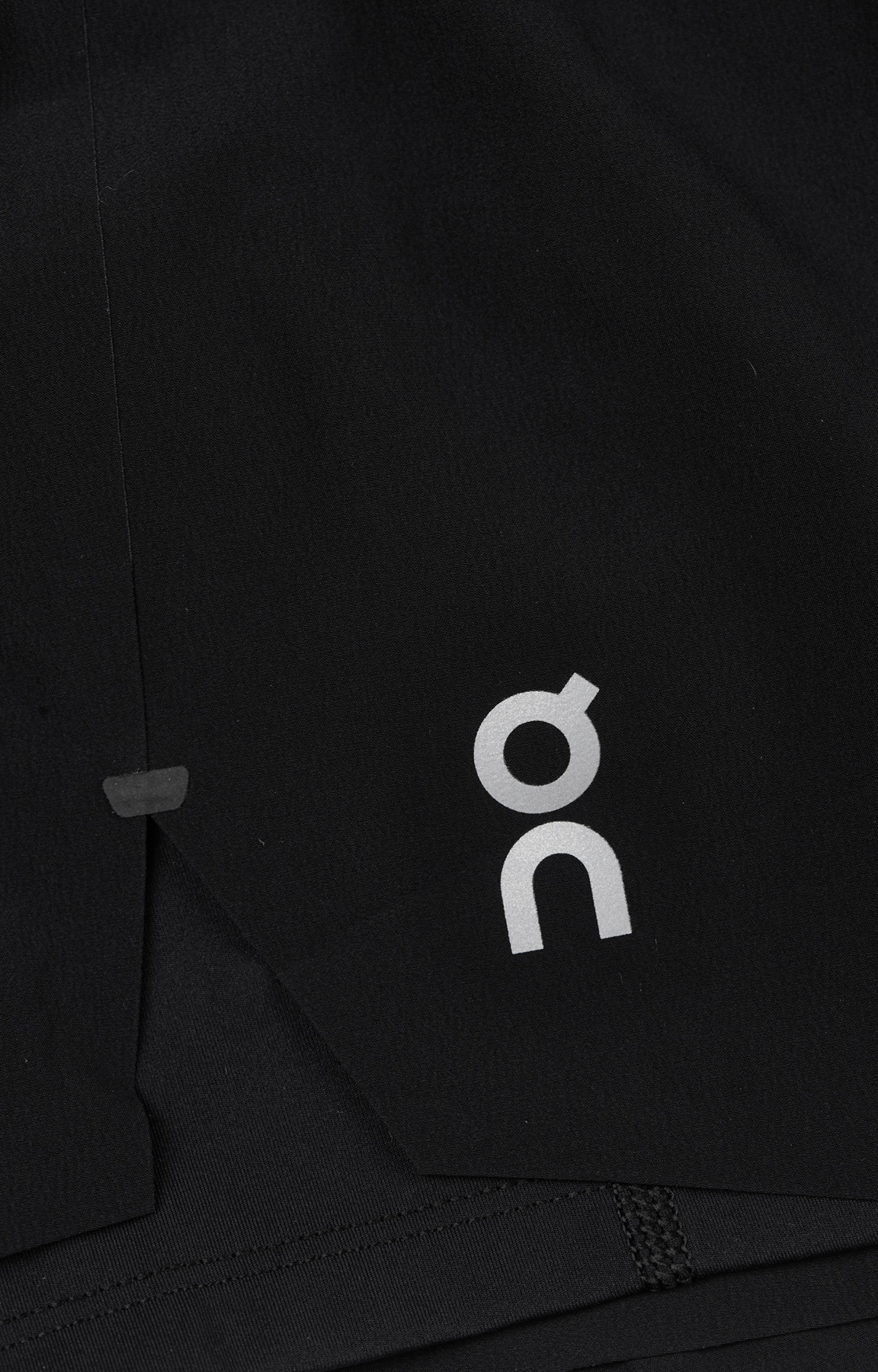 ON W - Running Shorts - Black