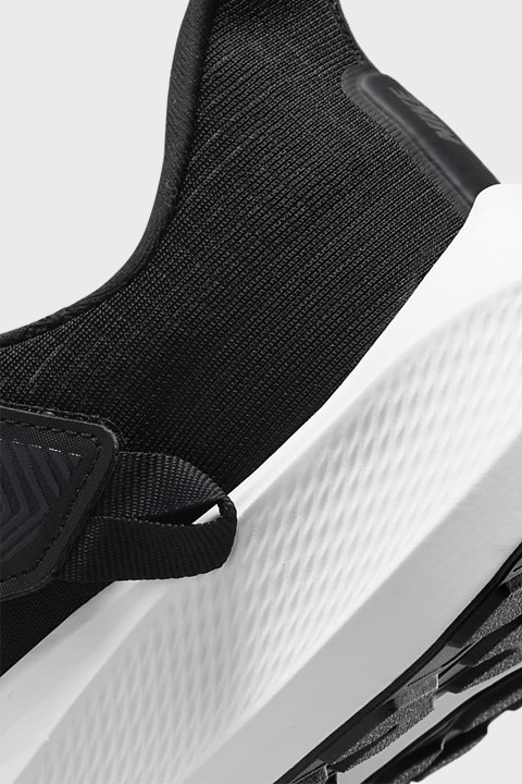 Nike - Air Zoom Pegasus 39 FlyEase - Black Dark Smoke Grey White
