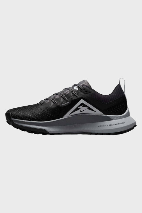 Nike Trail - React Pegasus Trail 4 - Black Aura Dark Wolf Grey