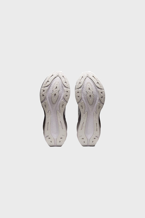 ASICS W - NOVABLAST 3 PLATINUM - WHITE PURE SILVER