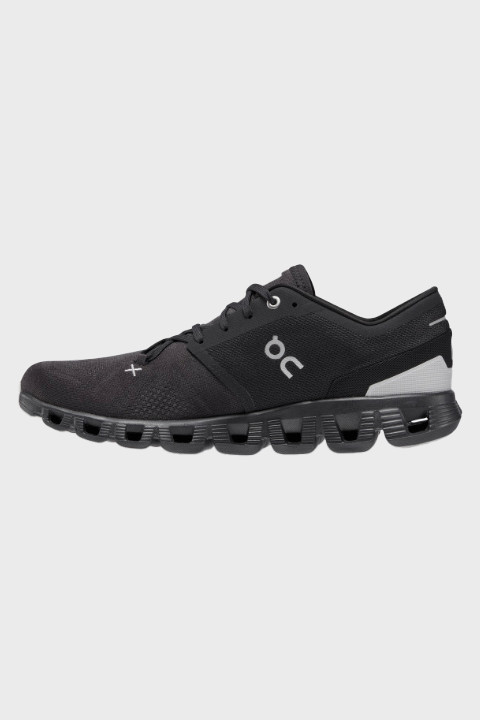 ON - CLOUD X 3 - BLACK