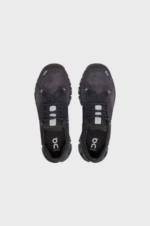 ON W - CLOUD X 3 - BLACK