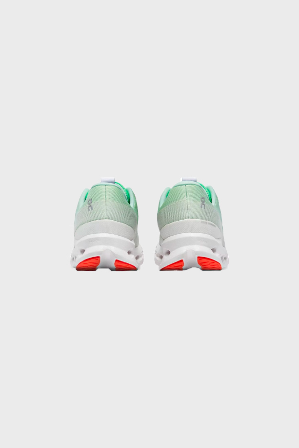On - Cloudsurfer 7 - Creek White