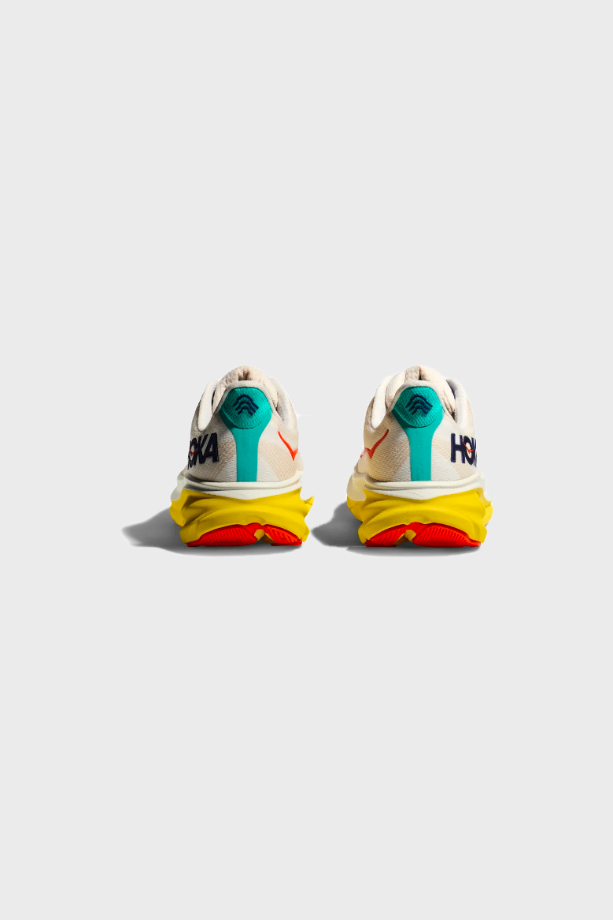 HOKA ONE ONE - CLIFTON 9 - EPFR