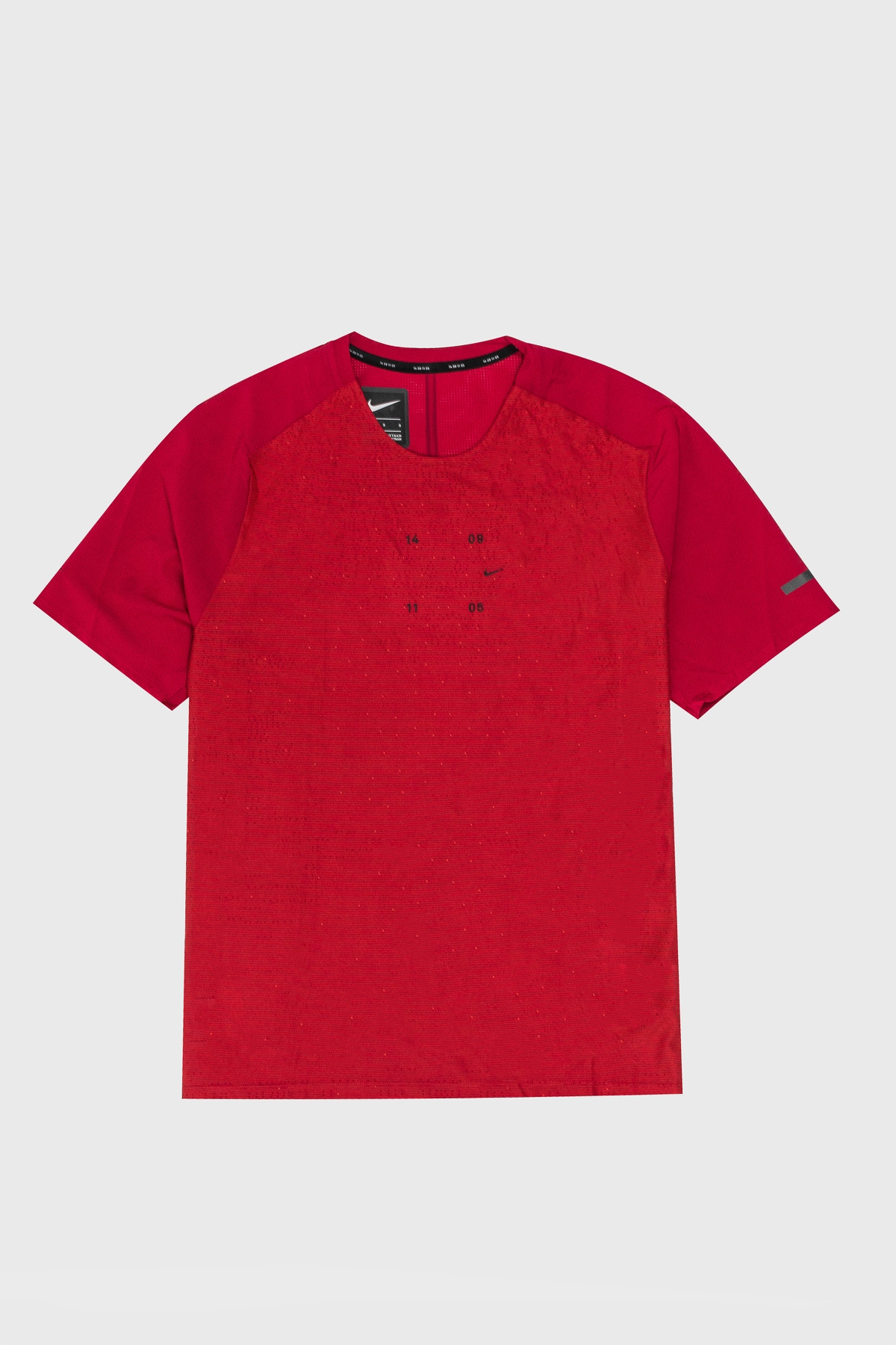 Nike - Tech Pack tee - red
